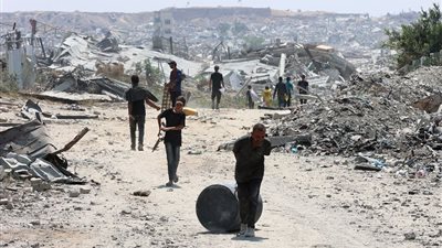 برنامج الأغذية العالمي: عمليات الإخلاء القسري لمدينة غزة تستنزف موارد العائلات