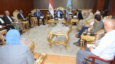 محافظ الغربية يوجه بسرعة تنفيذ تكليفات الحكومة بشأن الإيجارات القديمة