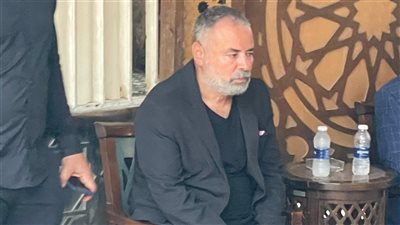 صبحي خليل يستقبل عزاء والدته في مسجد الحامدية الشاذلية |صور