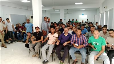 وزير العمل يعلن بدء اختبارات فرص العمل الجديدة في الأردن بمجال الزراعة