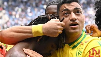 مصطفى محمد يشارك في خسارة نانت أمام باريس بافتتاح الدوري الفرنسي