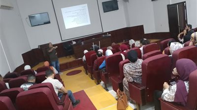 تدريب الفريق الطبي على نظام الترصد القومي والاكتشاف المبكر للأمراض المعدية 