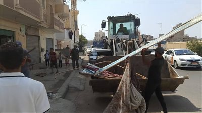 حملة إزالة التعديات واستعادة الانضباط بحي الأربعين في محافظة السويس 