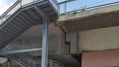 «صدأ وسقوط أجزاء يهدد حياتهم».. استغاثة من الأهالي بسبب الكوبري العلوي بدمياط