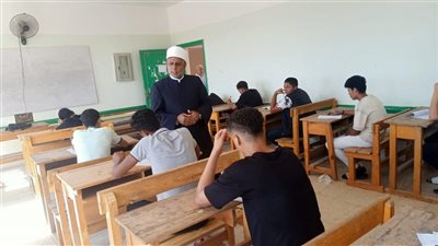 الثانوية الأزهرية 2025| طلاب العلمي والأدبي يؤدون امتحان الحديث والتفسير اليوم