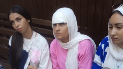 دفاع المجني عليهن بواقعة «الواحات» يتقدم بطلب تحليل مخدرات للمتهمين 