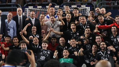 رئيس اللجنة الأولمبية يهنئ اتحاد اليد بعد الفوز بالمركز الخامس ببطولة العالم