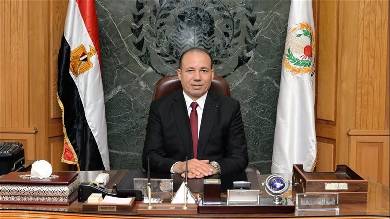 الدكتور شريف خاطر