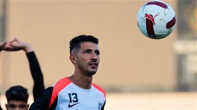 نجم الأهلي السابق : فتوح لاعب كبير لكنه قصر في حق نفسه