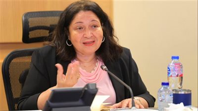 نائبة وزيرة التضامن تشيد بدور المدارس الحقلية للمزارعين لتنمية المهارات 