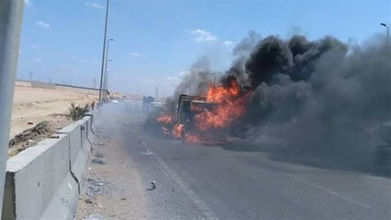 حريق في مقطورة سيارة