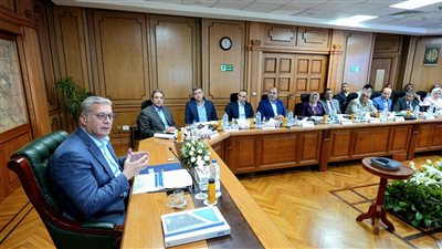 «أنربك» ترفع كفاءة وحداتها الإنتاجية وتفتتح مستودعًا بسعة 10 آلاف طن