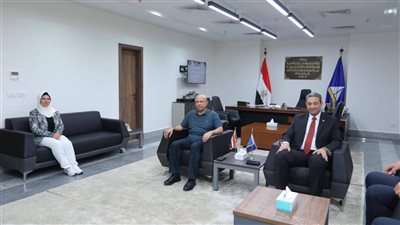 لقاء تنسيقي بين محافظ دمياط ونواب مجلس الشيوخ لتعزيز التنمية المحلية