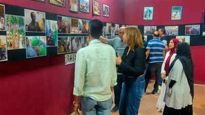 متحف الغردقة يحيي اليوم العالمي للتصوير بمعرض 