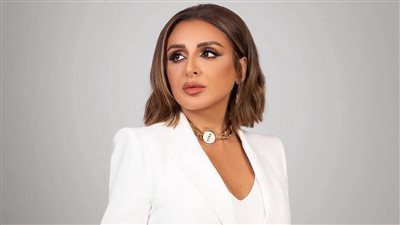 وسط شائعات متداولة.. محمود سعد يوضح تطورات حالة أنغام الصحية