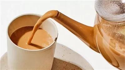 طريقة تحضير شاي الكرك بأنواعه المختلفة بسهولة في المنزل 