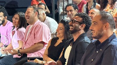 إبراهيم فايق يتغنى بمسرحية 