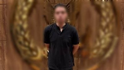 فضيحة بكافيه بالقاهرة.. ضبط عامل لتصويره السيدات داخل دورات المياه