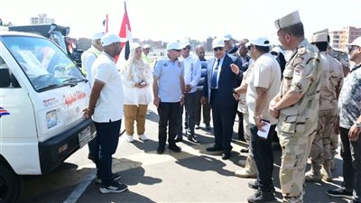 محافظ الدقهلية يشهد اصطفاف معدات مجابهة الأزمات والكوارث والطوارئ بمدينة شربين