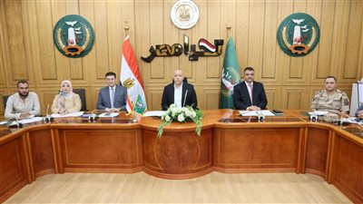 نائب محافظ المنوفية يناقش مستجدات الموقف الحالي لمشروعات المبادرة الرئاسة 