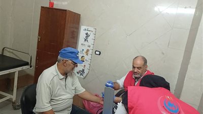 جهود صحية مكثفة بالسويس في إطار مبادرة 