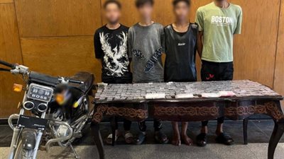 بعد تداول فيديو صادم.. الداخلية تضبط عصابة لترويج المخدرات بالمرج