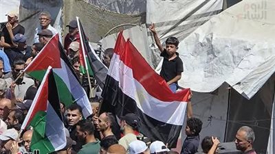 مظاهرات فلسطينية حاشدة في مدينة غزة تنديدا بالتهجير ودعما للمقترح المصري