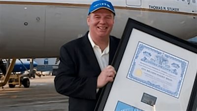 رجل اشترى السماء.. تذكرة سفر مدى الحياة بـ290 ألف دولار