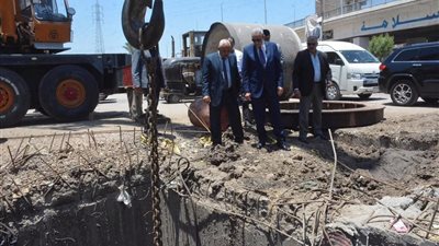  يخدم 21 ألف نسمة.. محافظ الغربية يتابع تنفيذ مشروع الصرف الصحي بسمنود