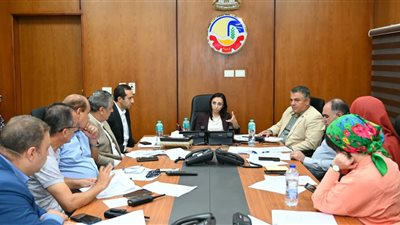 محافظ البحيرة تشكل لجنة حصر الإيجار القديم وتعقد اجتماعًا لبدء عمل لجان الحصر 