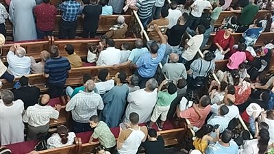 بالترانيم وأيقونة العذراء.. احتفالات عارمة في شوارع شوارع قنا بصعود العذراء