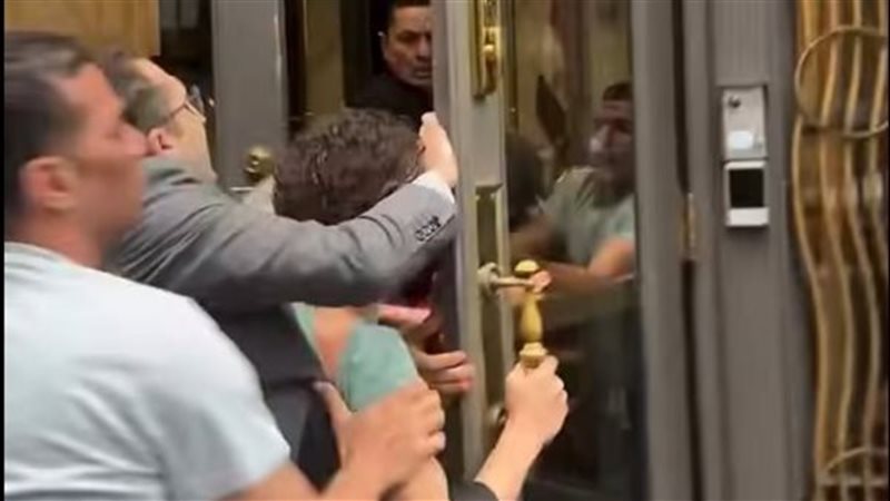 الاعتداء على القنصلية
