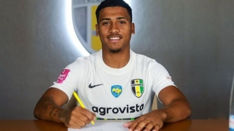 الفينا لاعب الزمالك