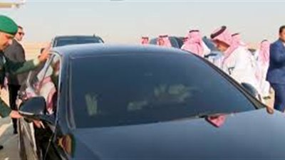 محمد بن سلمان يستقبل السيسي في سيارته الخاصة.. مواصفات استثنائية وسعر خيالي 