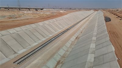 النقل: تنفيذ خط سكة حديد جديد لربط العاشر من رمضان ببلبيس لخدمة الموانئ الجافة