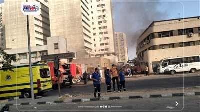 حريق يلتهم طابقين بمركز إعداد القادة في مدينة نصر 