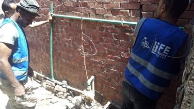 تركيب 50 وصلة مياه مجانية للأسر الأكثر احتياجًا بقرى في الشرقية 