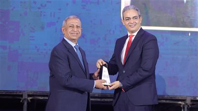 قمة الإبداع تُكرّم نقيب الإعلاميين لدوره البارز في دعم شباب الإعلاميين