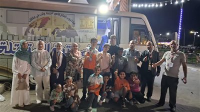 أبطال تحدي القراءة يمثلون تعليم السويس في معرض الكتاب