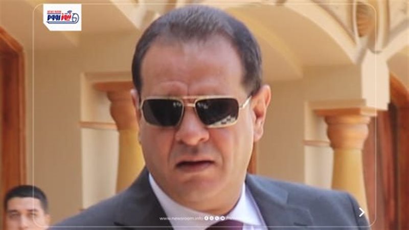 اللواء أحمد عزت مدير