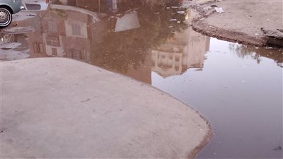 تفاقم أزمة مياه الصرف الصحي في شوارع دمياط ومعاناة الأهالي