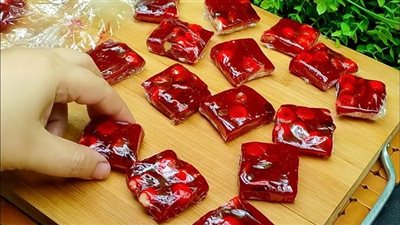 طريقة عمل الملبن الأحمر في المنزل استعدادًا للمولد النبوي 2025