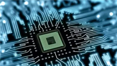 حسين العمري: إنفيديا تواجه منافسة صينية شرسة بعد القيود الأمريكية |فيديو