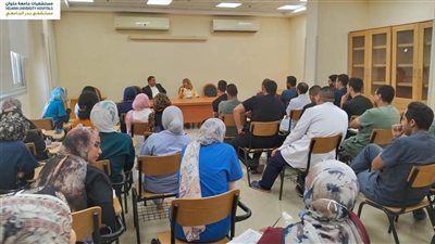 اجتماع موسّع بمستشفيات جامعة حلوان لدعم الأطباء المقيمين وتطوير بيئة العمل 
