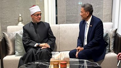 مفتي الجمهورية يصل بانكوك في زيارة رسمية لتعزيز العلاقات الدينية والحضارية