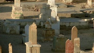 حكم نقل الموتى من مدفن لآخر بسبب خلافات أسرية؟.. الإفتاء توضح