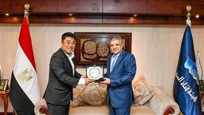  أسامة ربيع: بناء وإصلاح السفن يشهد تحديات كبيرة في ظل توصيات المنظمة البحرية