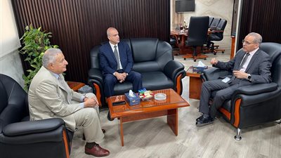 طلائع مكتبة الأقصر يقدمون عروضاً توعوية متميزة عن السلامة النووية والإشعاعية