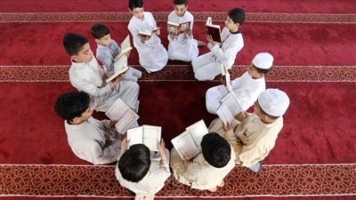 حكم قراءة القرآن الكريم بصورة جماعية.. دار الإفتاء توضح