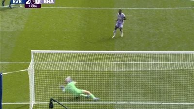 جوردان بيكفورد: جدار إيفرتون المنيع في مواجهة ركلات الجزاء في البريميرليج